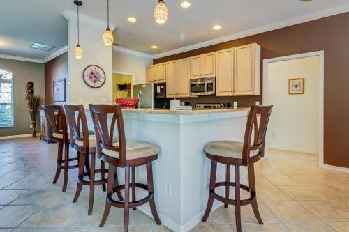Maple Pines Villa