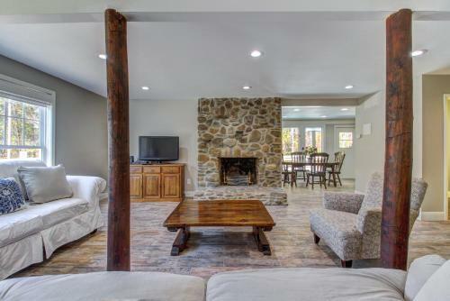 Magnolia Lodge
