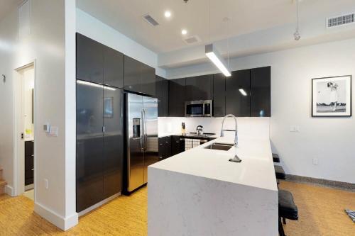 Apartamento Mid Elm Lofts
