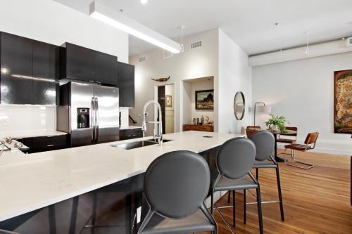 Apartamento Mid Elm Lofts