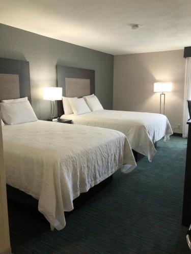 Hotel Best Western Plus Dallas I-35 At Walnut Hill