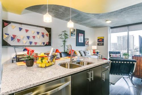 Apartamento Uptown Victory Park 1208