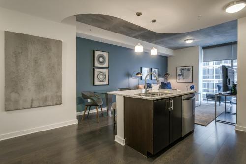Apartamento Uptown Victory Park 1205
