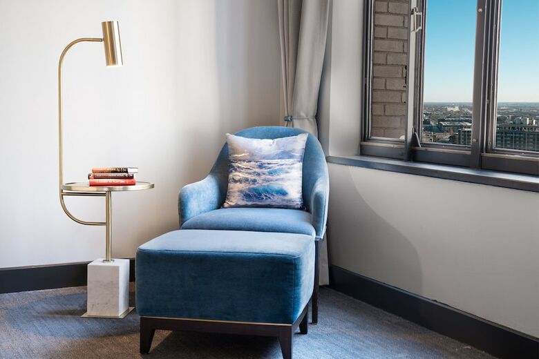 Cambria Hotel Downtown Dallas