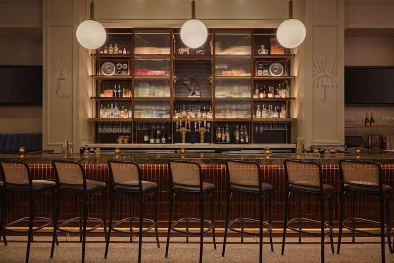 Cambria Hotel Downtown Dallas