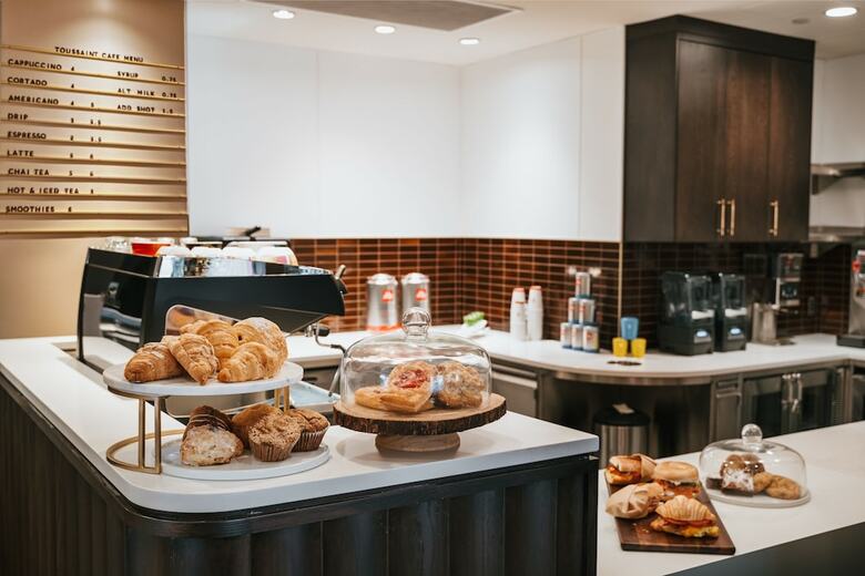 Cambria Hotel Downtown Dallas