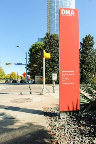 Apartamento Relax & Unwind In Spacious 1br W/ Parking