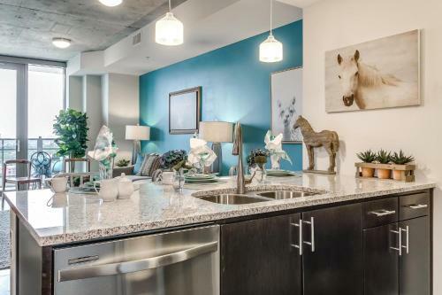 Apartamento Uptown Victory Park 1204