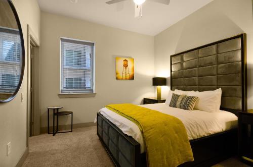 Uptown Nook
