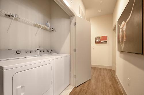 Uptown Nook