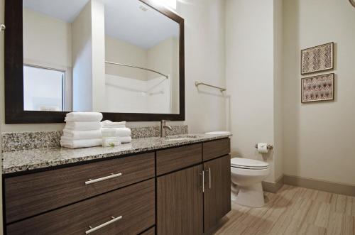 Uptown Nook