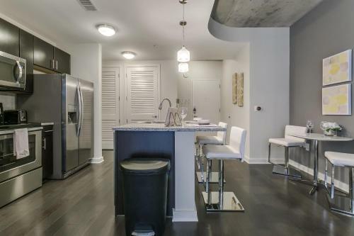 Apartamento Uptown Victory Park 1209