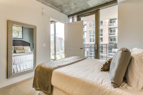 Apartamento Uptown Victory Park 1209