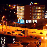 Hotel Avra