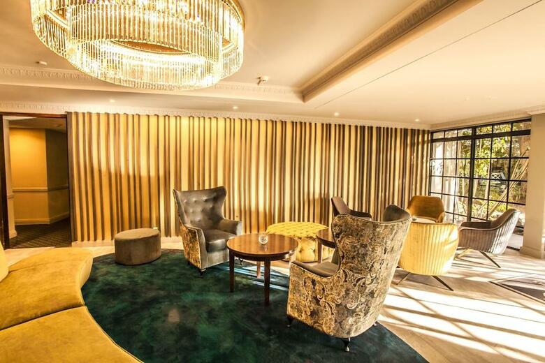 Hotel Distinction (superior)