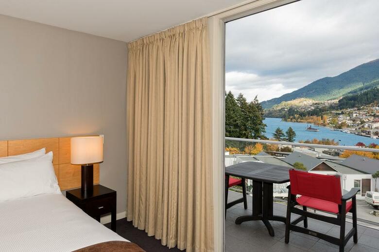 Hotel Scenic Suites Queenstown