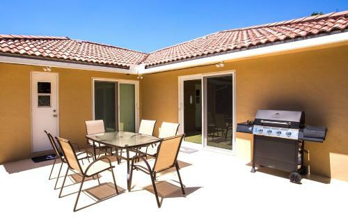 Minutes To Beach & Casino Spacious 4br Home Heated Pool
