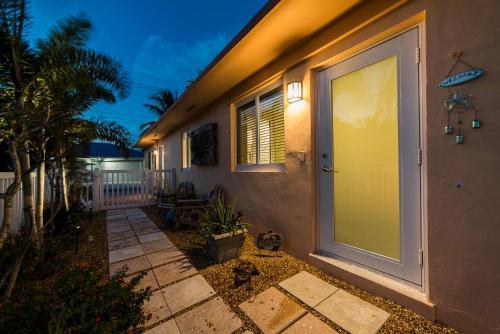 Palms On 7 - Cottage 2