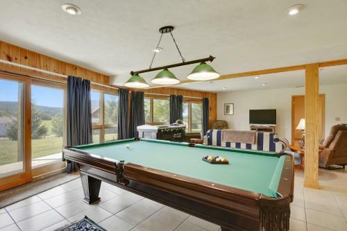 Moosie Chalet Four-bedroom Chalet