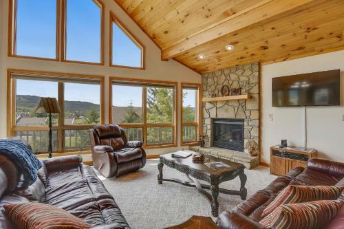 Moosie Chalet Four-bedroom Chalet