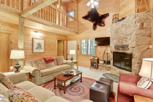 Otters Den Four-bedroom Chalet
