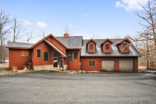 Sunnyside Five-bedroom Chalet