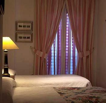 Hotel Hostal Ch Victoria