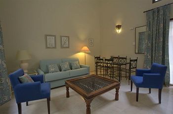 Hotel Conde De Torrej�n 10- Apartments