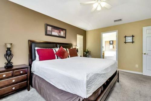 Paloma Home 316