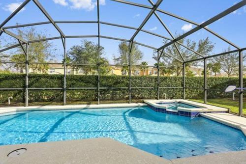 Woodcrest Lodging 17521