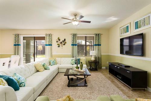 Champions Gate - Eight Bedroom Villa - Cg014