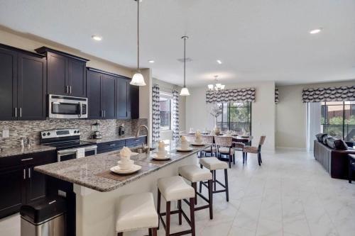 Solterra Retreat 5481