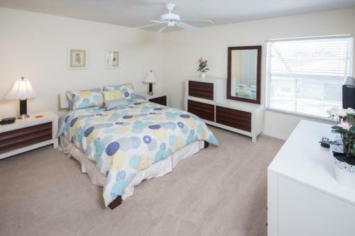 Adriaan's West Haven Villa - Five Bedroom Home