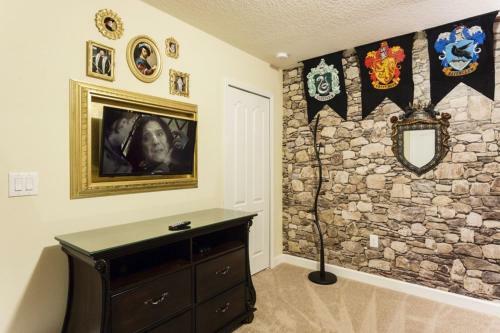 Champions Gate - Eight Bedroom Villa - Cg023