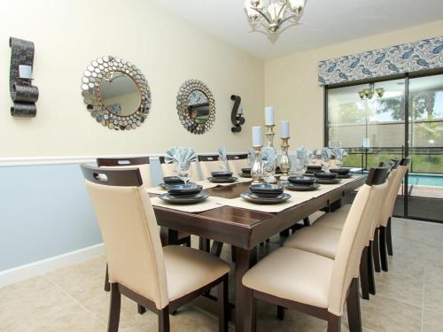 Moonvalley Villa 1506
