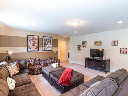 Villa Westside Gold - 600 Holiday Home
