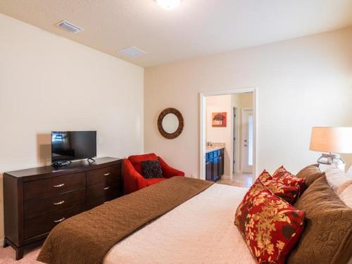 Villa Westside Gold - 600 Holiday Home