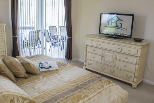 Brigitte's Highlands Reserve Villa - Five Bedroom Home