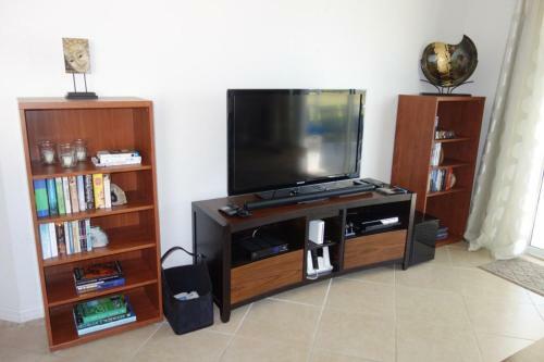 Marianne's Highlands Reserve Villa - Five Bedroom Home