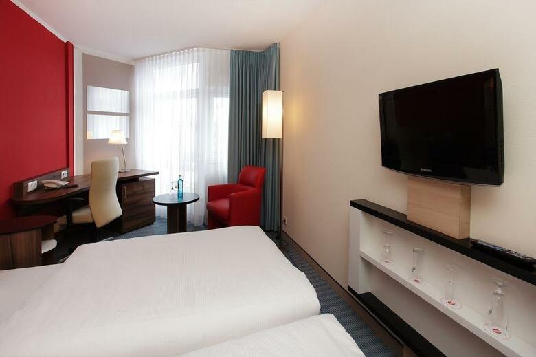Hotel Ramada Bruhl