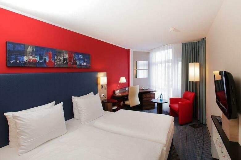 Hotel Ramada Bruhl