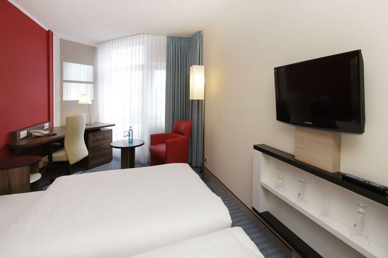 Hotel Ramada Bruhl