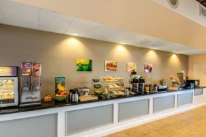 Hotel Quality Inn & Suites