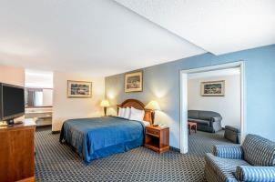 Hotel Quality Inn & Suites