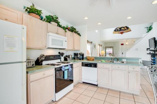 Dolphin Key Villa