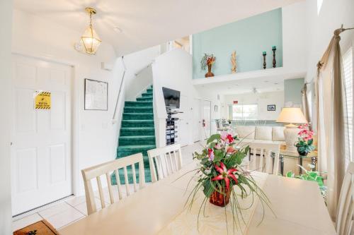 Dolphin Key Villa