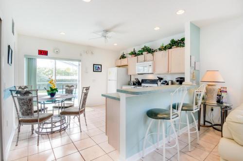 Dolphin Key Villa