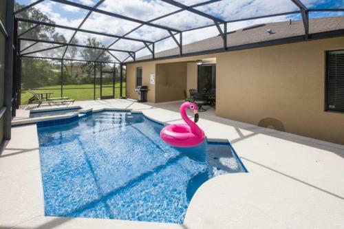 Robert's Cypress Pointe Villa - Five Bedroom Home