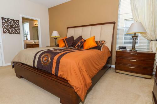 Orange Cosmos Villa 1028ocb