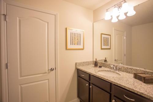 Villa Windsor At Westside Resort 8882ml